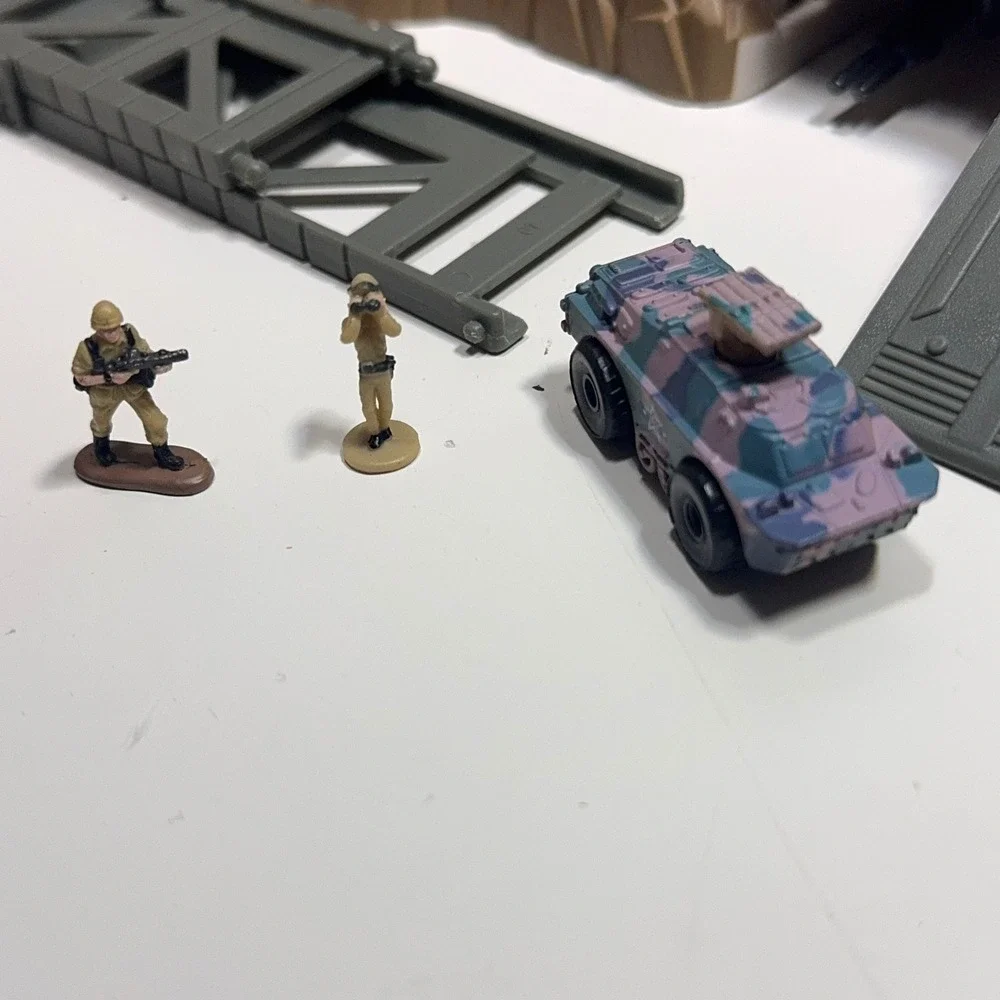 Galoob Micro Machines Military Substation Phoenix Double Takes Playset complete